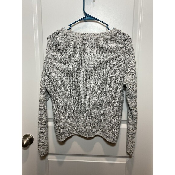 Women’s Sweater Medium Crop Gray Forever 21 Knit Long Sleeve Top Winter - Picture 3 of 9